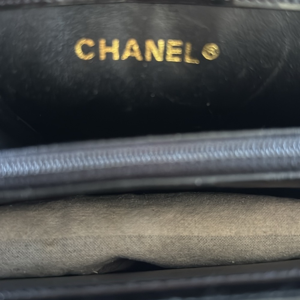 CHANEL tote bag - Picture 9 of 10